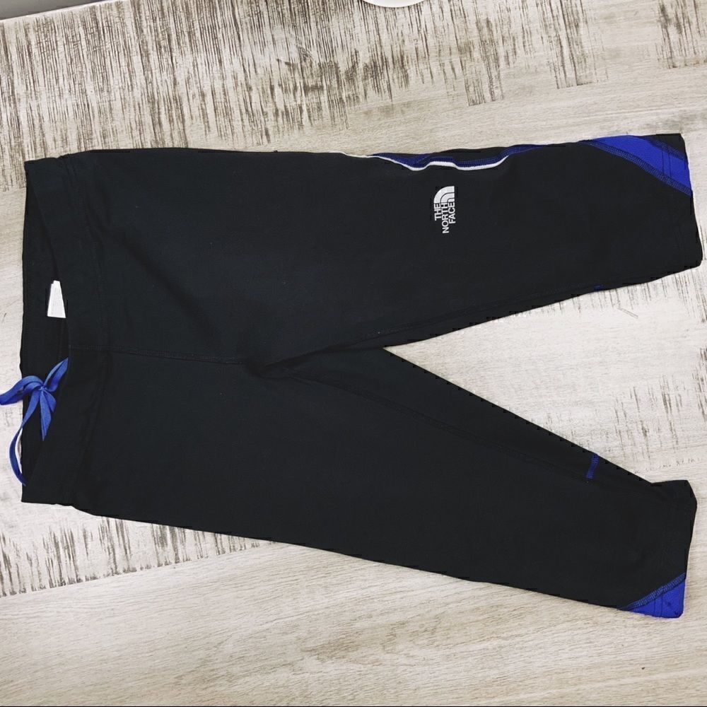 🌺3 FOR $20🌺 - The North Face Vapor Wick compression leggings S